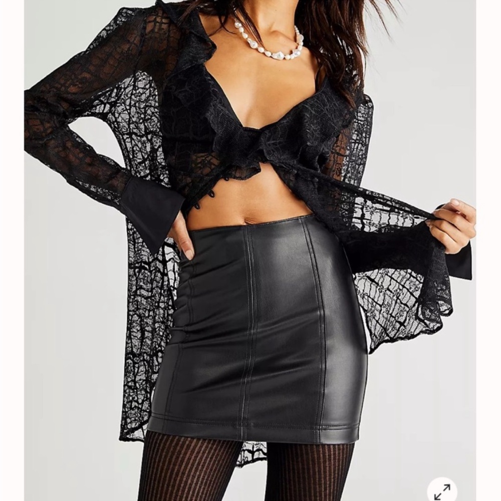 Free People Modern Femme Vegan Mini Skirt Size 4